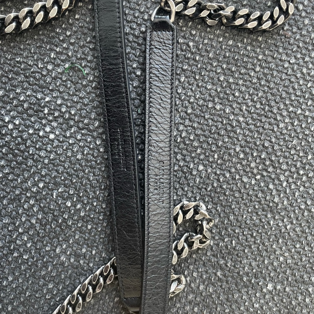 Niki medium crinkled leather shoulder bag - Picture 3 of 14